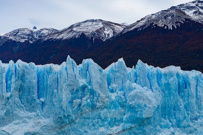 vista frontal del glaciar perito moreno