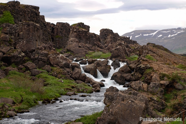 rio oxara thingvellir islandia