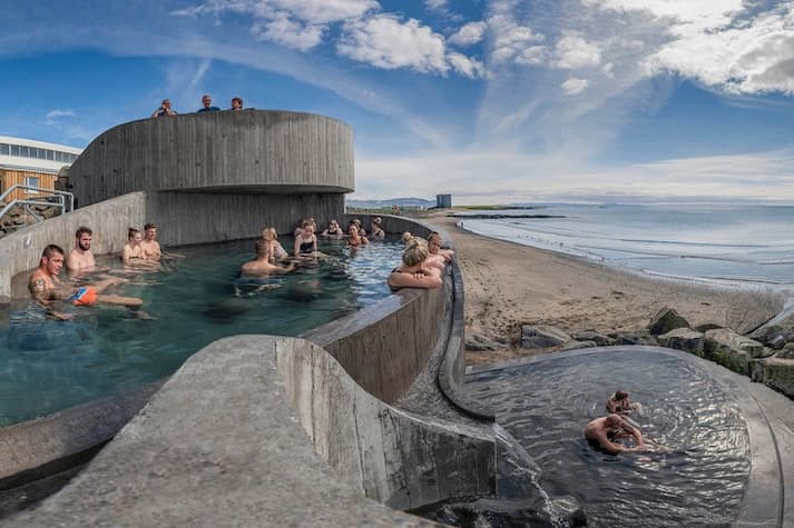  Guðlaug Baths
