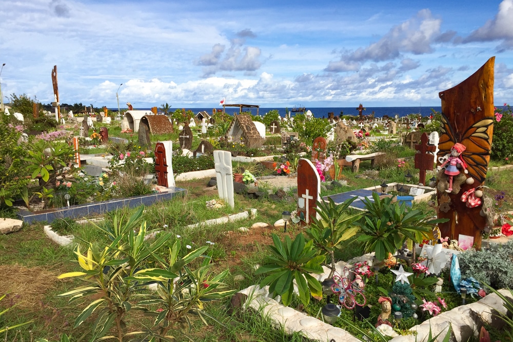 cementerio de hanga roa tahai