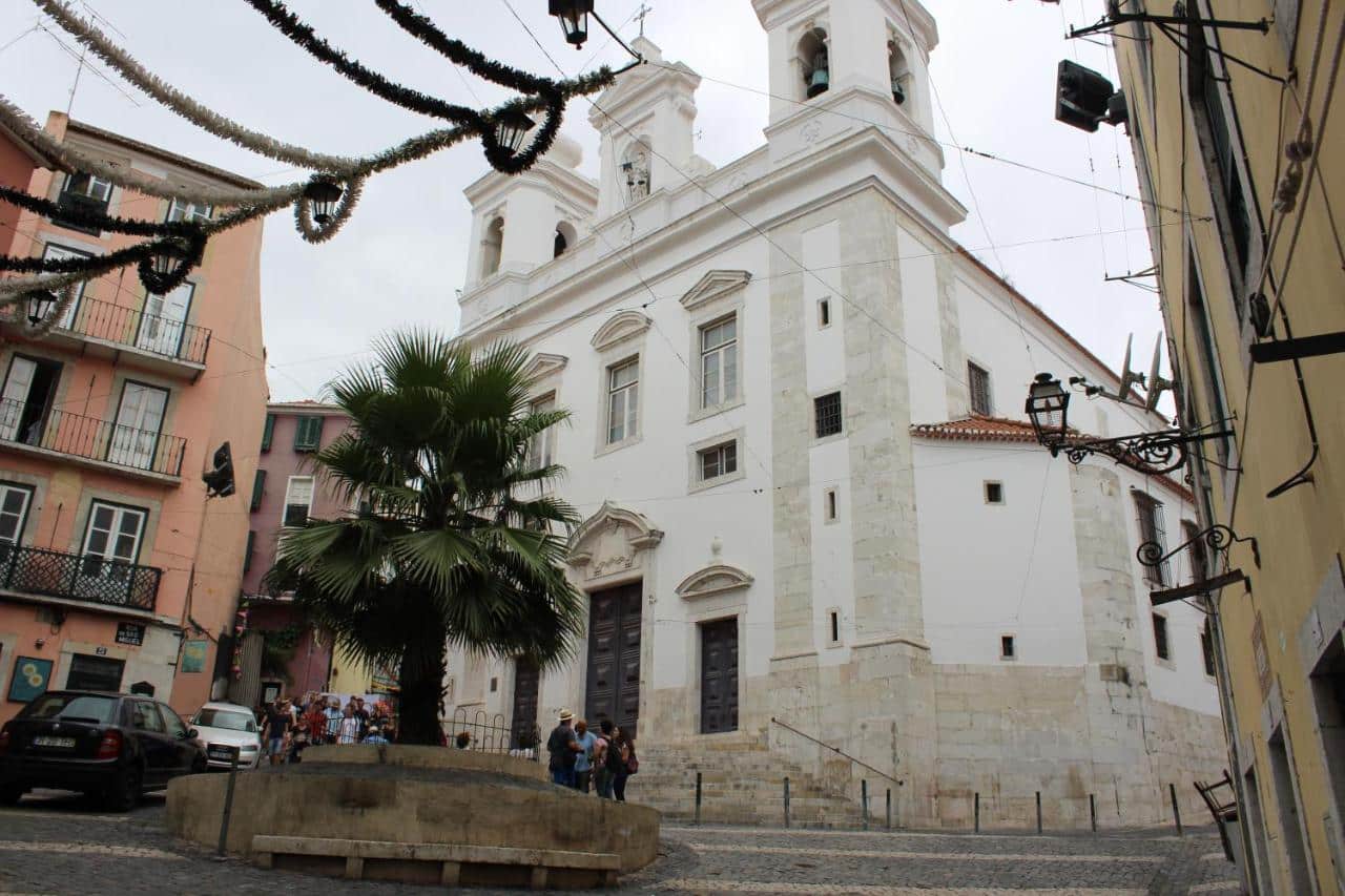 largo do san miguel alfama