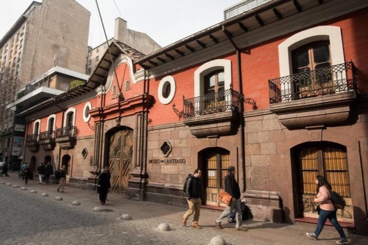 casa colorada santiago de chile