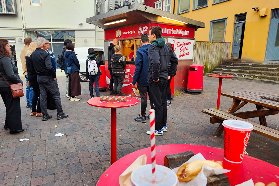 Bæjarins Beztu Pylsur puesto de perritos calientes más famoso de Reykjavik