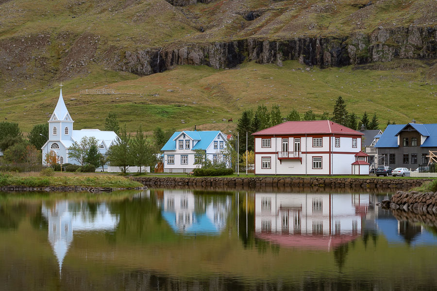 Seyðisfjörður en los Fiordos del Este de Islandia