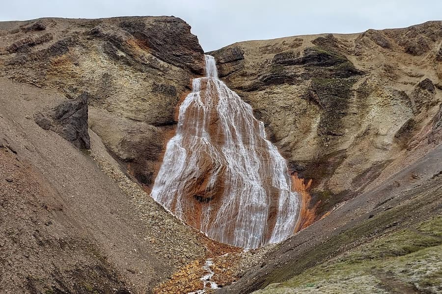 Rauðufossar una de las cascadas más impresionantes de las Tierras Altas