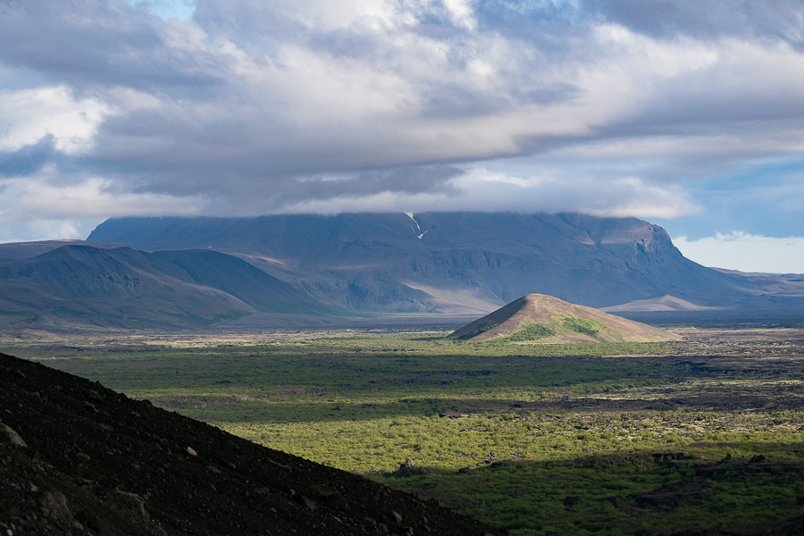 Vistas hacia Herðubreið desde Hverfell