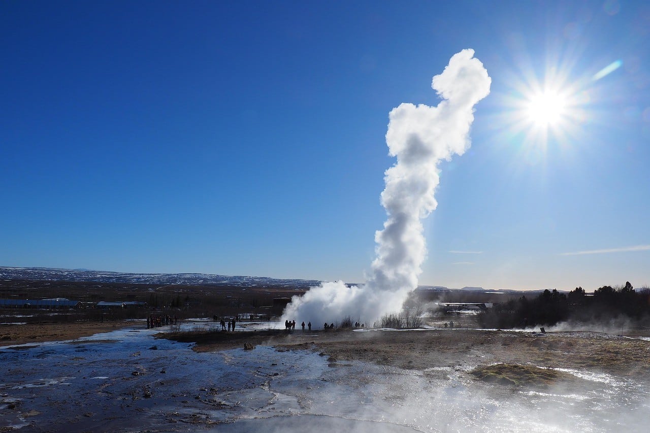 Strokkur en Geysir